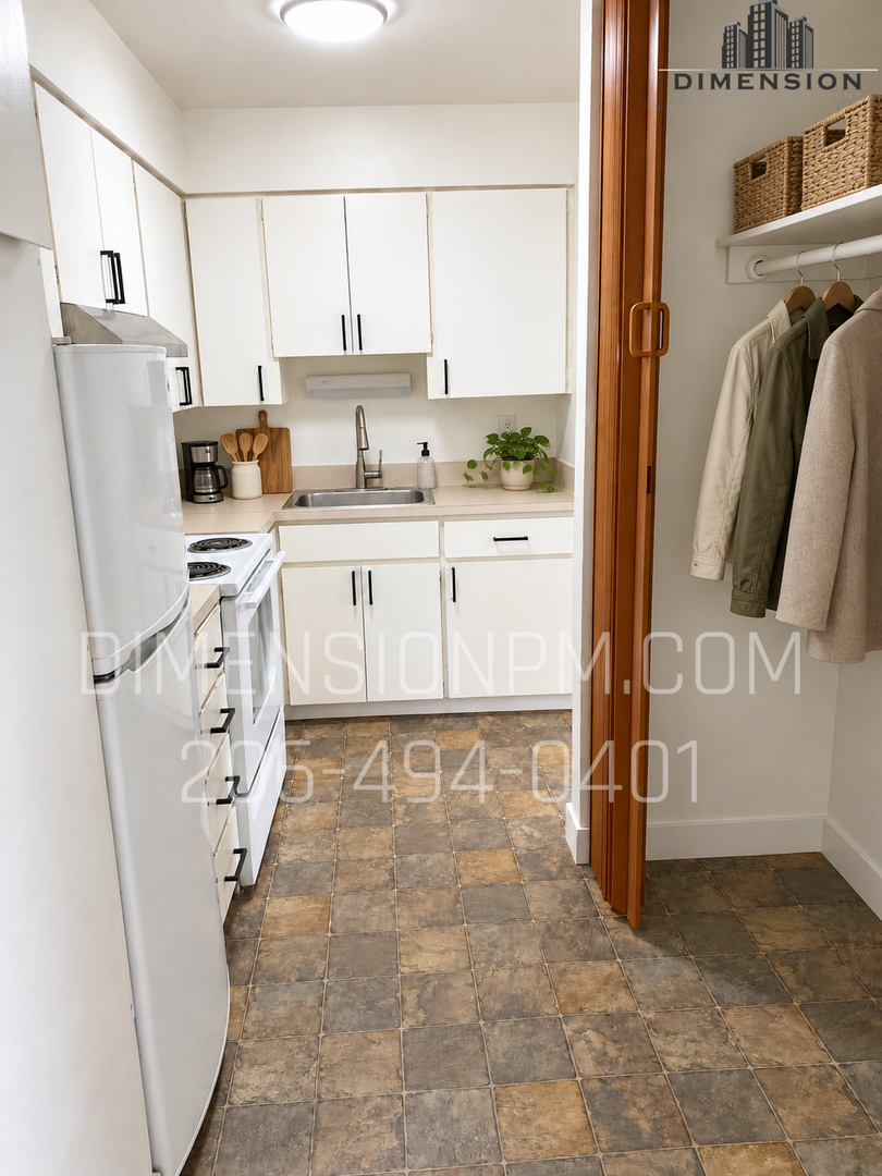 Tacoma Apartment: 1419 S J St