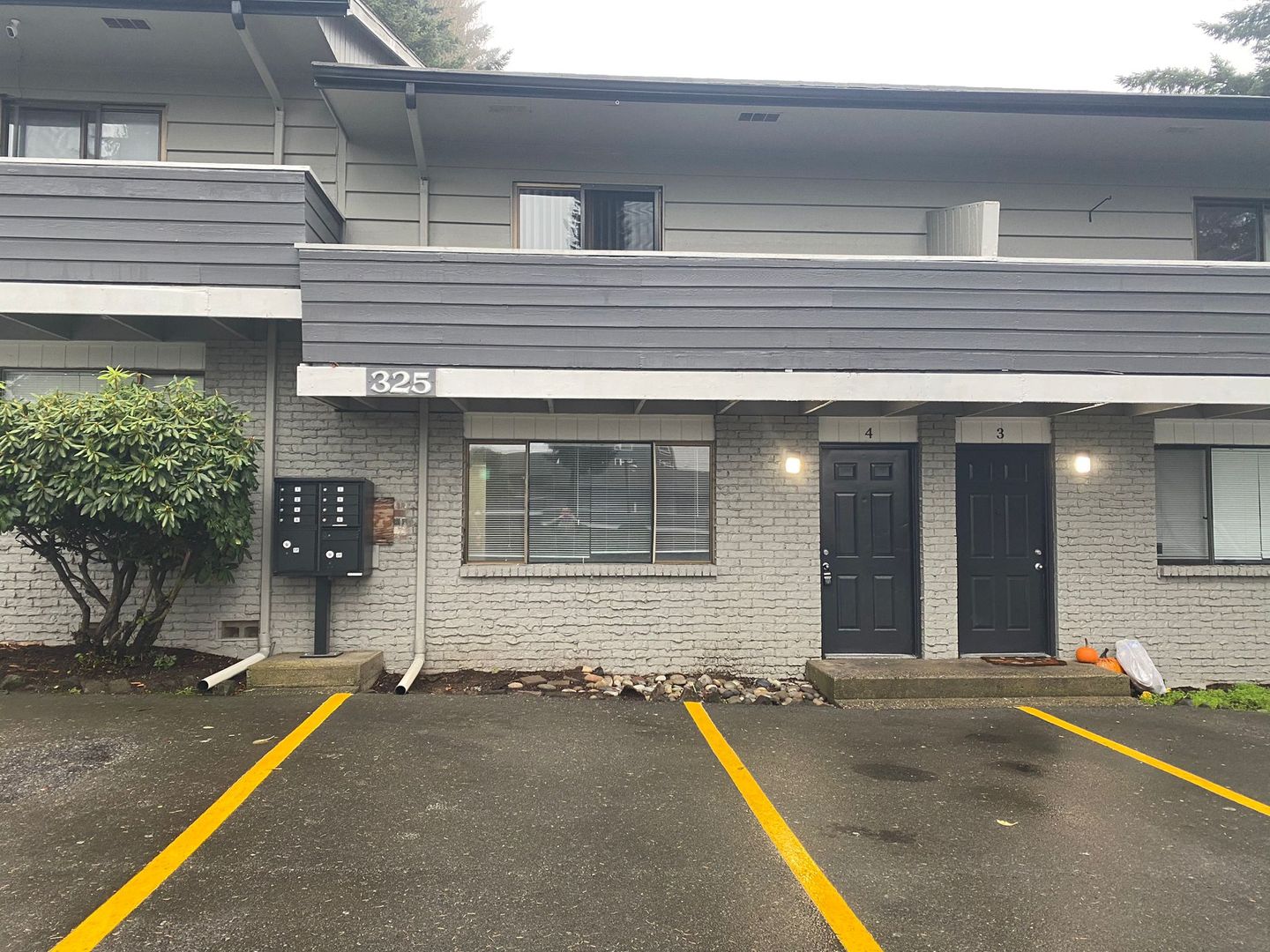 Olympia Apartment: 325 Pattison St NE