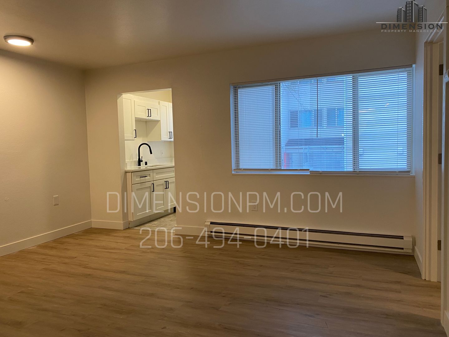 Tacoma Apartment: 1402 Yakima Ave