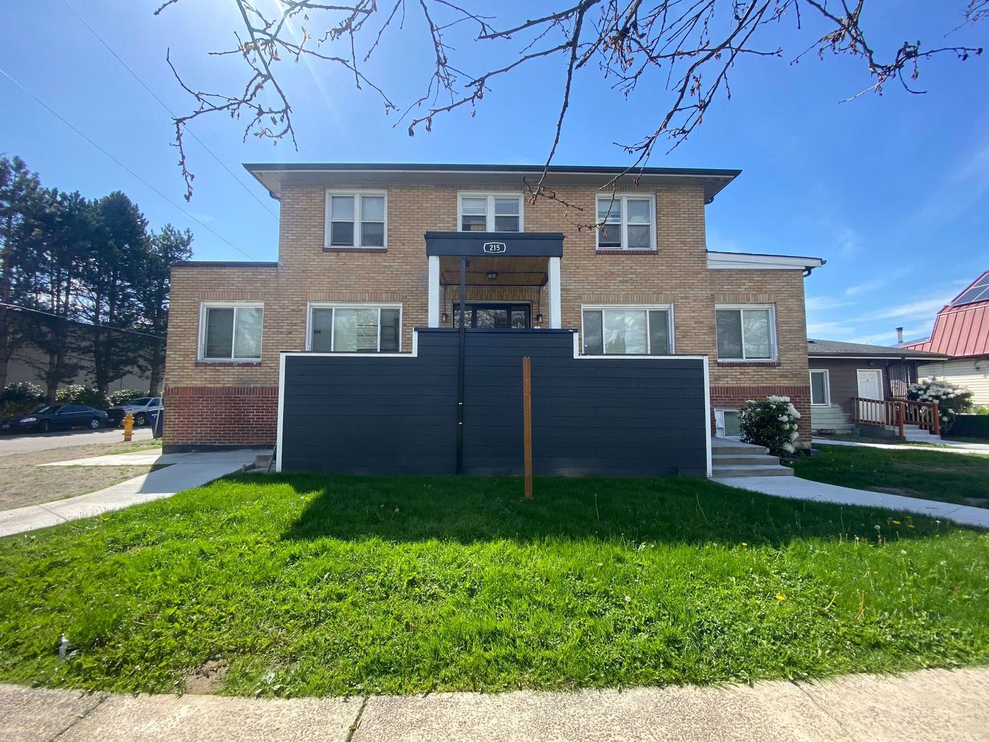 Auburn Apartment: 215 F Street SW