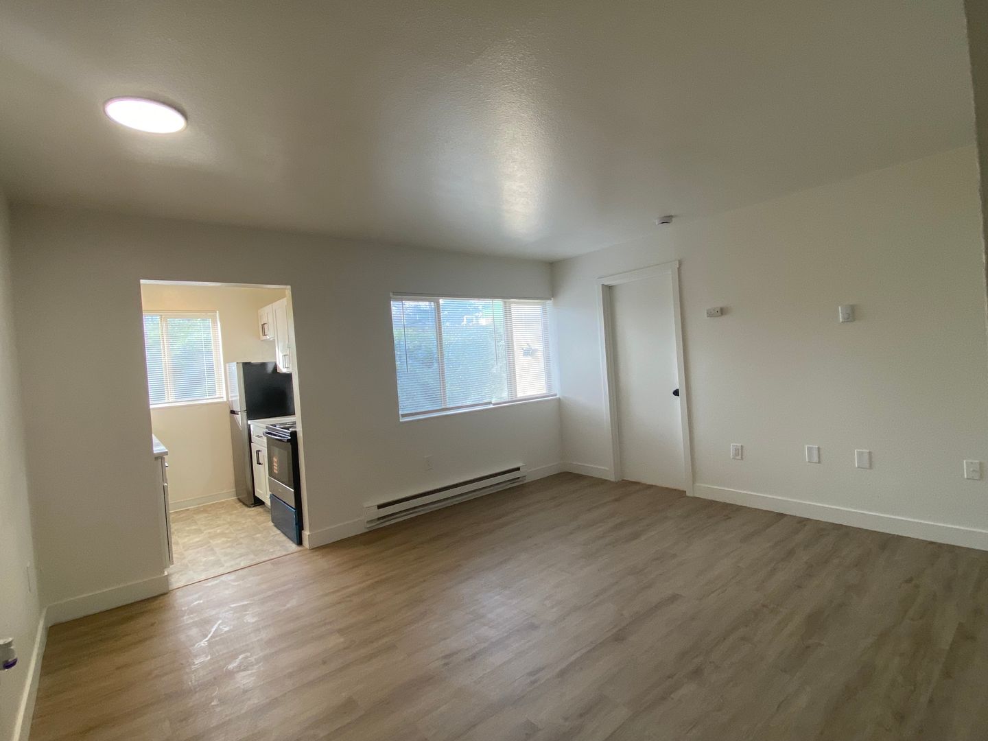 Tacoma Apartment: 1402 Yakima Ave