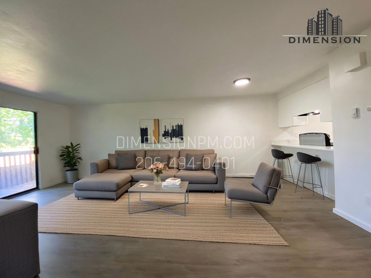 Auburn Apartment: 5725 Auburn Way S