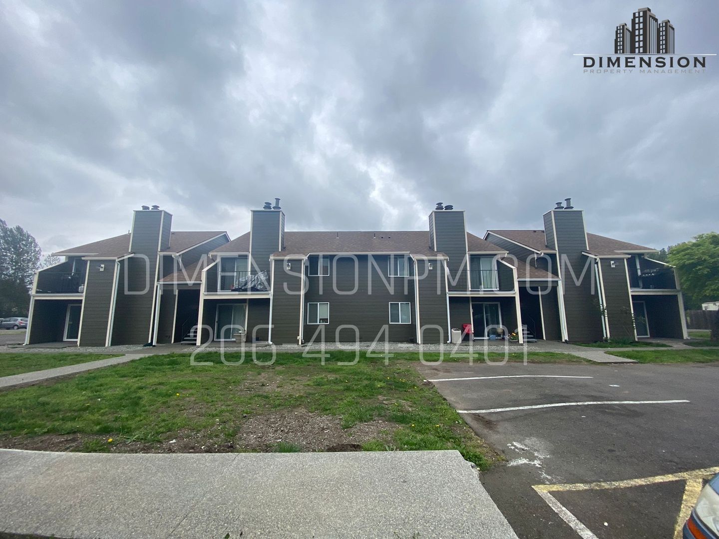 Pacific Apartment: 104 Tacoma Blvd S