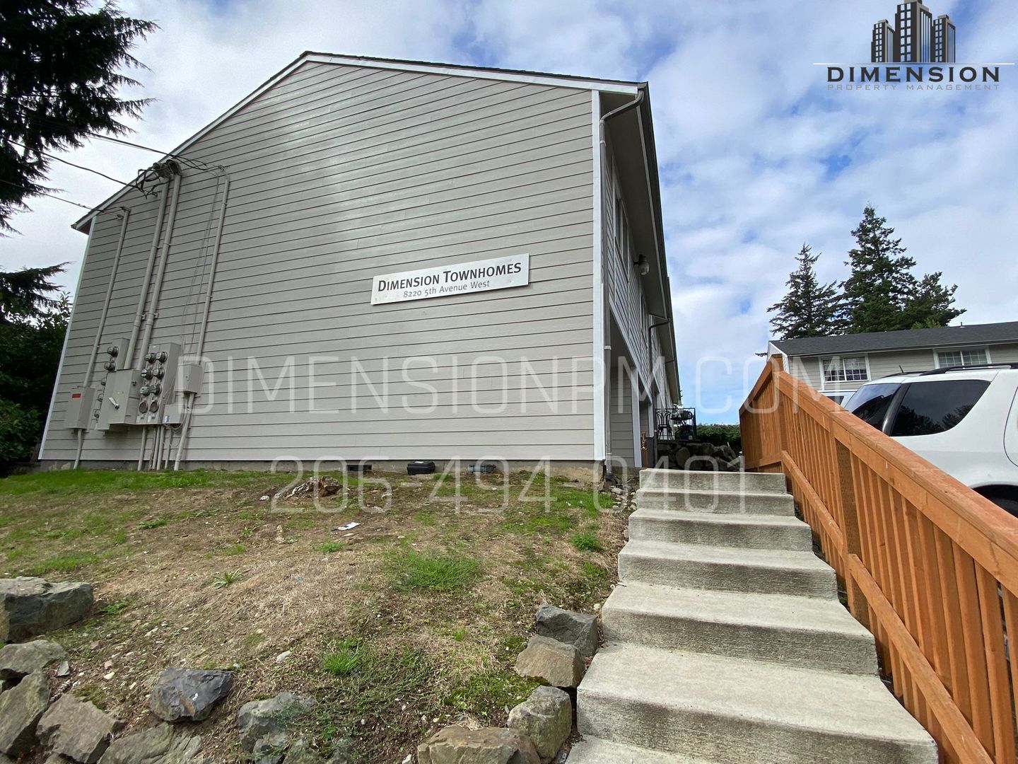 Everett Townhome: 8220 5th Ave W