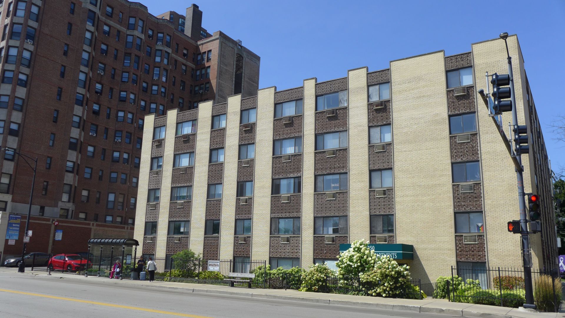 Chicago Apartment: 5250 N. Sheridan Road