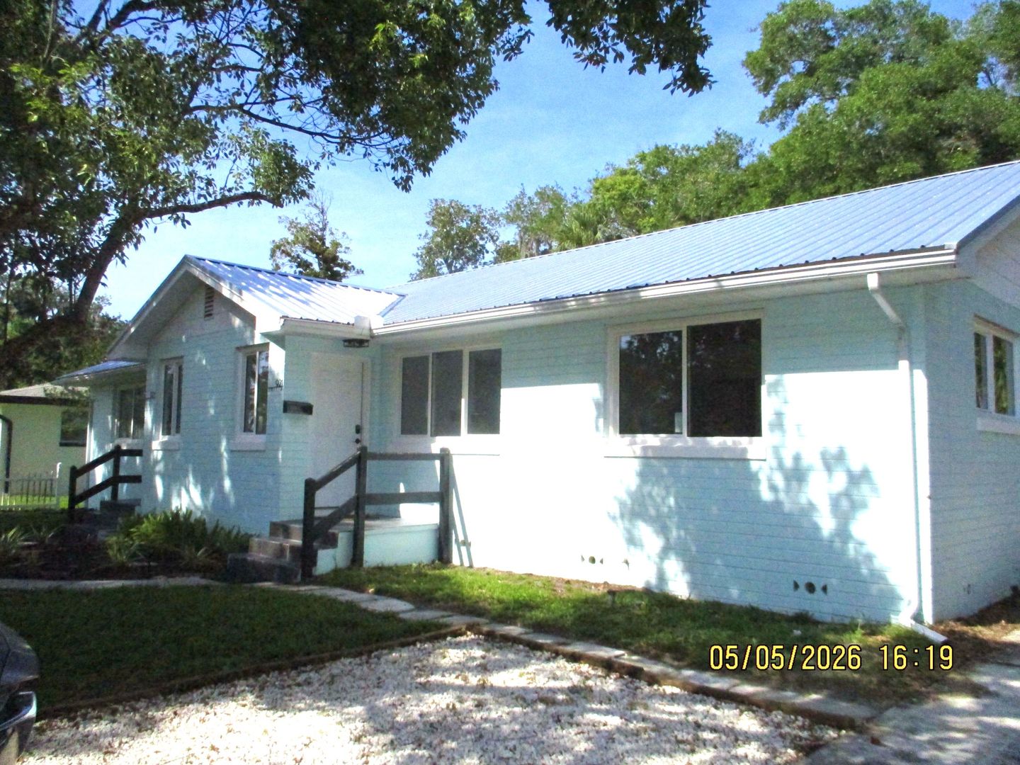 Holly Hill House: 921 Daytona Ave