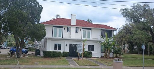Private offices on US1 (Ridgewood Ave) Daytona Beach