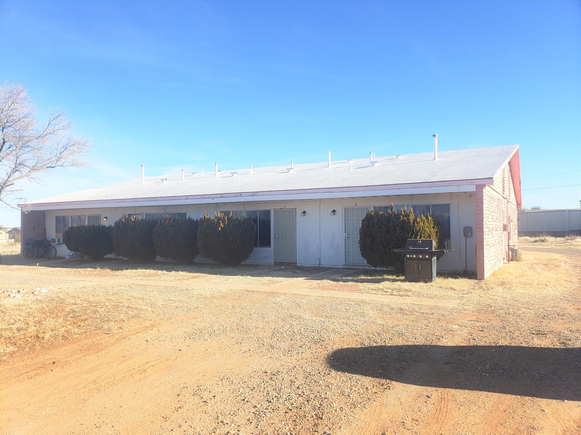 Pearce Apartment: 116 N Ford St - #2