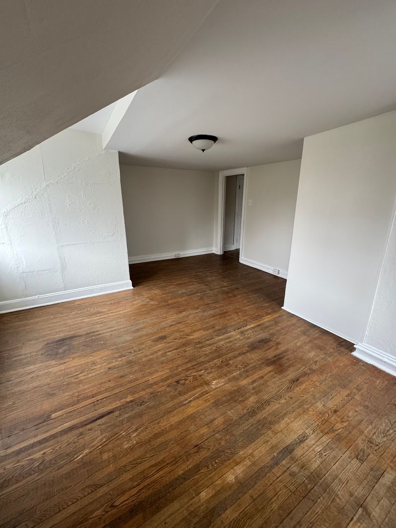 Hagerstown Apartment: 664-666 Oak Hill Ave