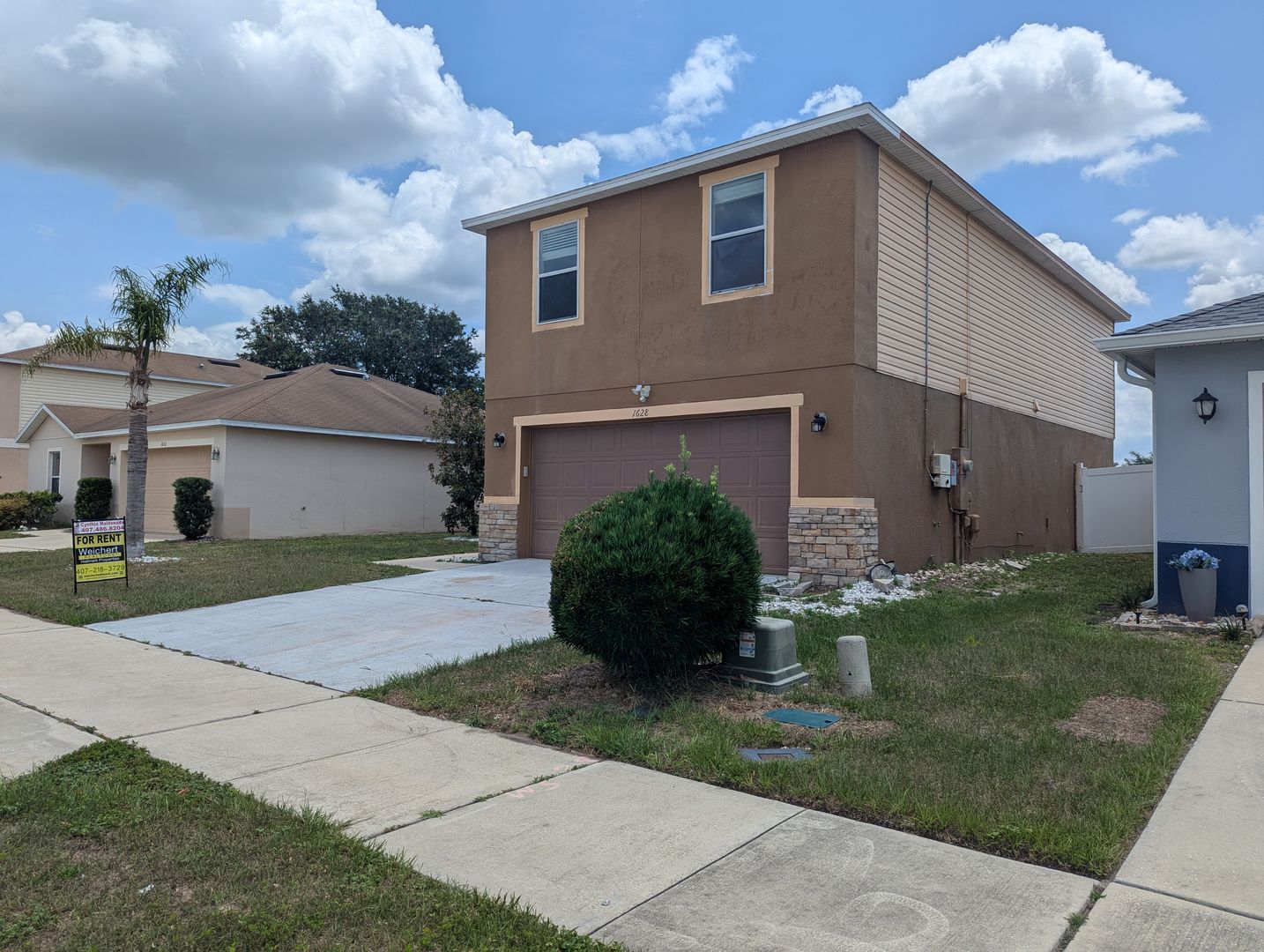 Mt Dora House: 1628 Strathmore Circle