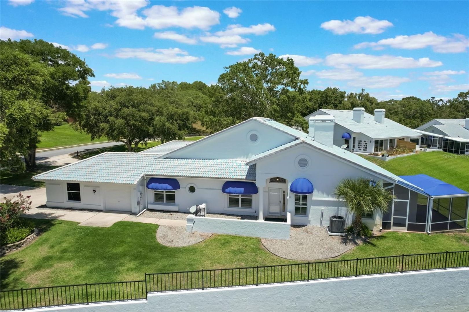 Lady Lake House: 6036 Topsail Road