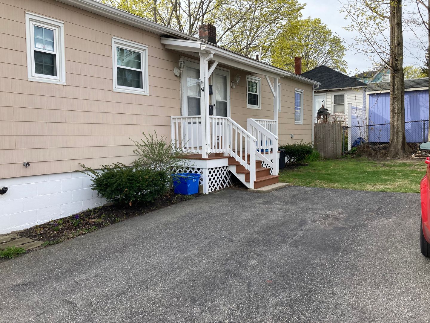 Old Orchard Beach Apartment: 31 W Old Orchard Beach Avenue