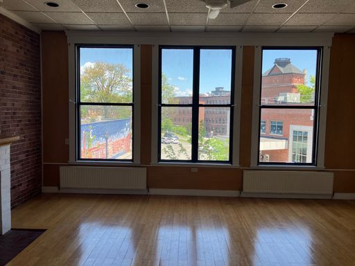 215 Main St #2, Biddeford, ME 04005