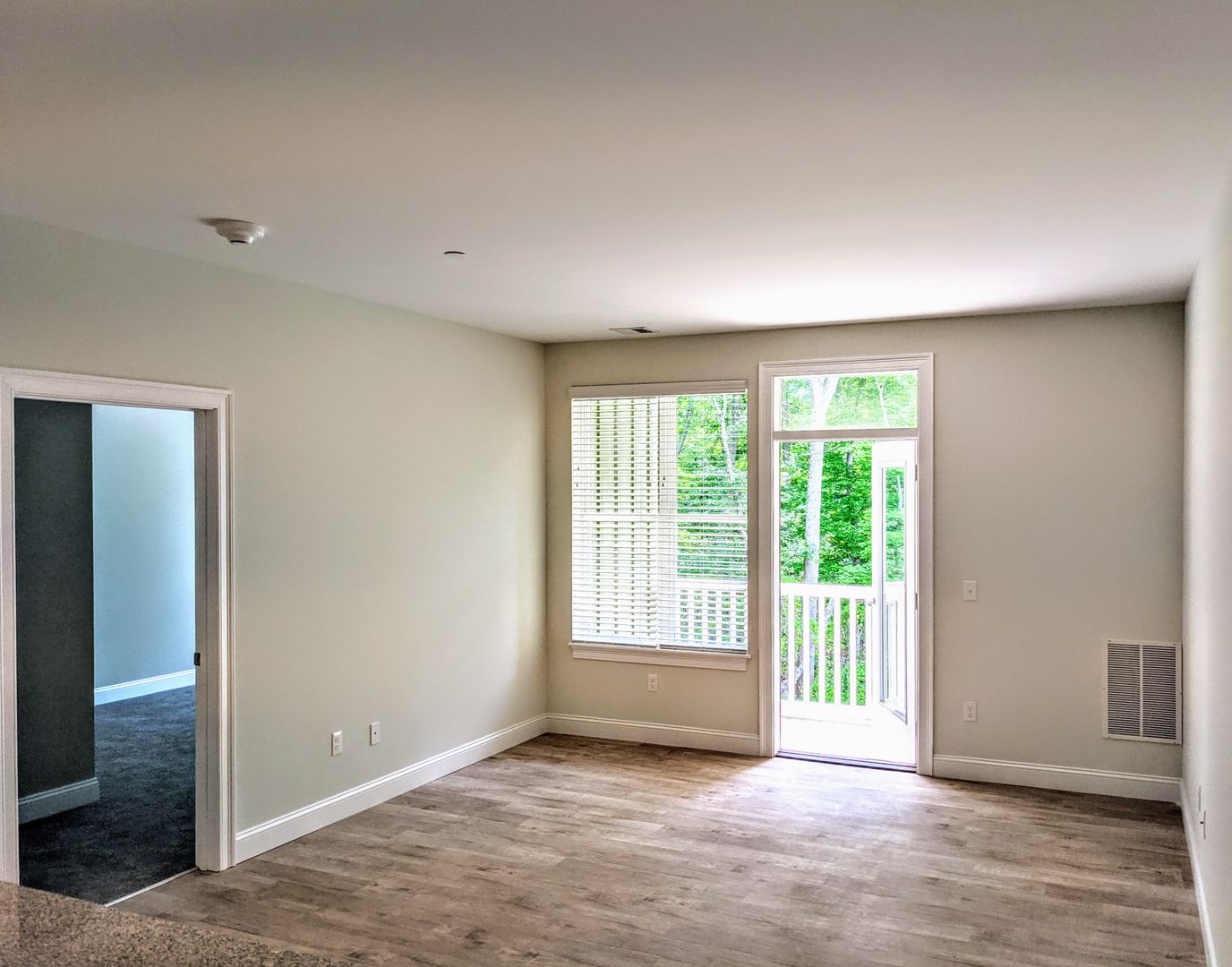 Essex Apartment: 27 Plains Road