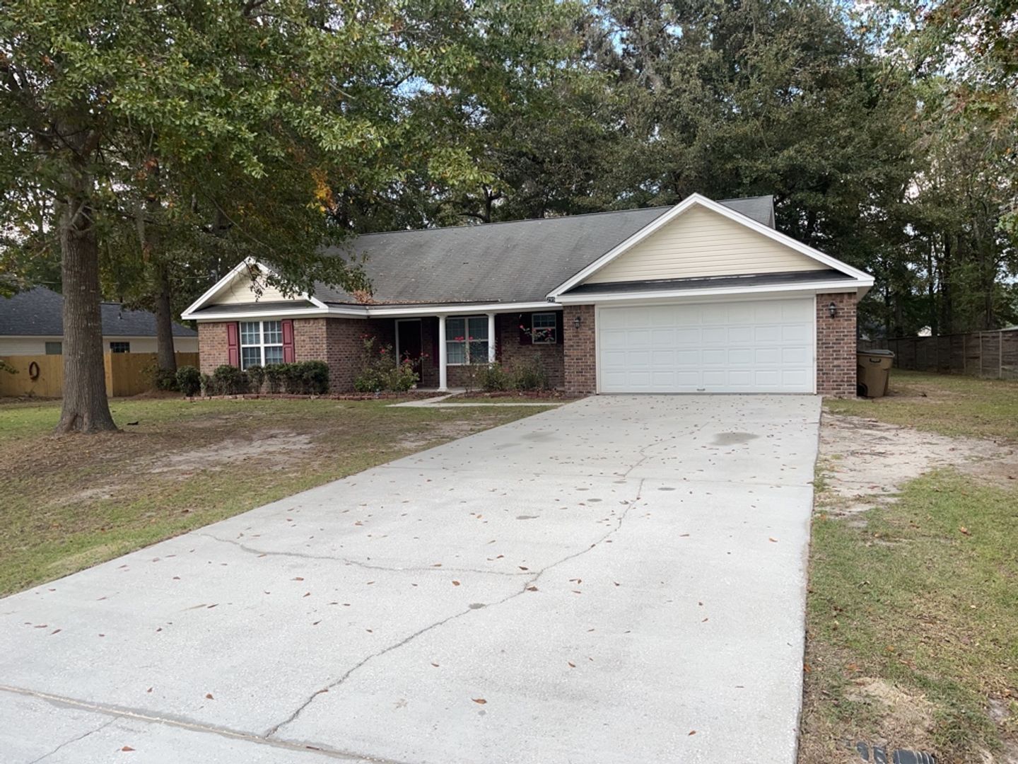 Ellabell House: 295 Creekside Circle