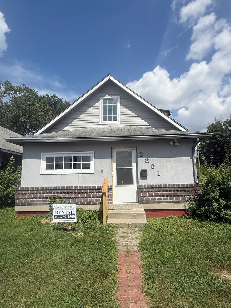 Indianapolis House: 2801 Columbia Avenue