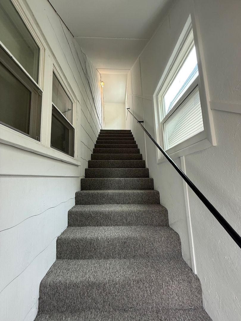 Beech Grove Apartment: 80-82 North 5th Avenue