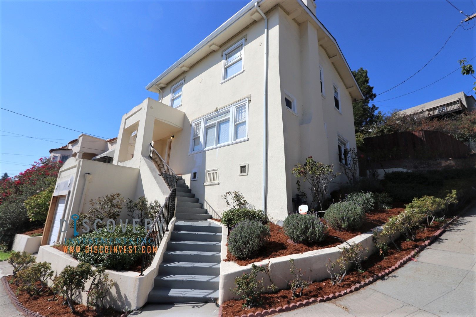 Piedmont House: 1145 Ranleigh Way