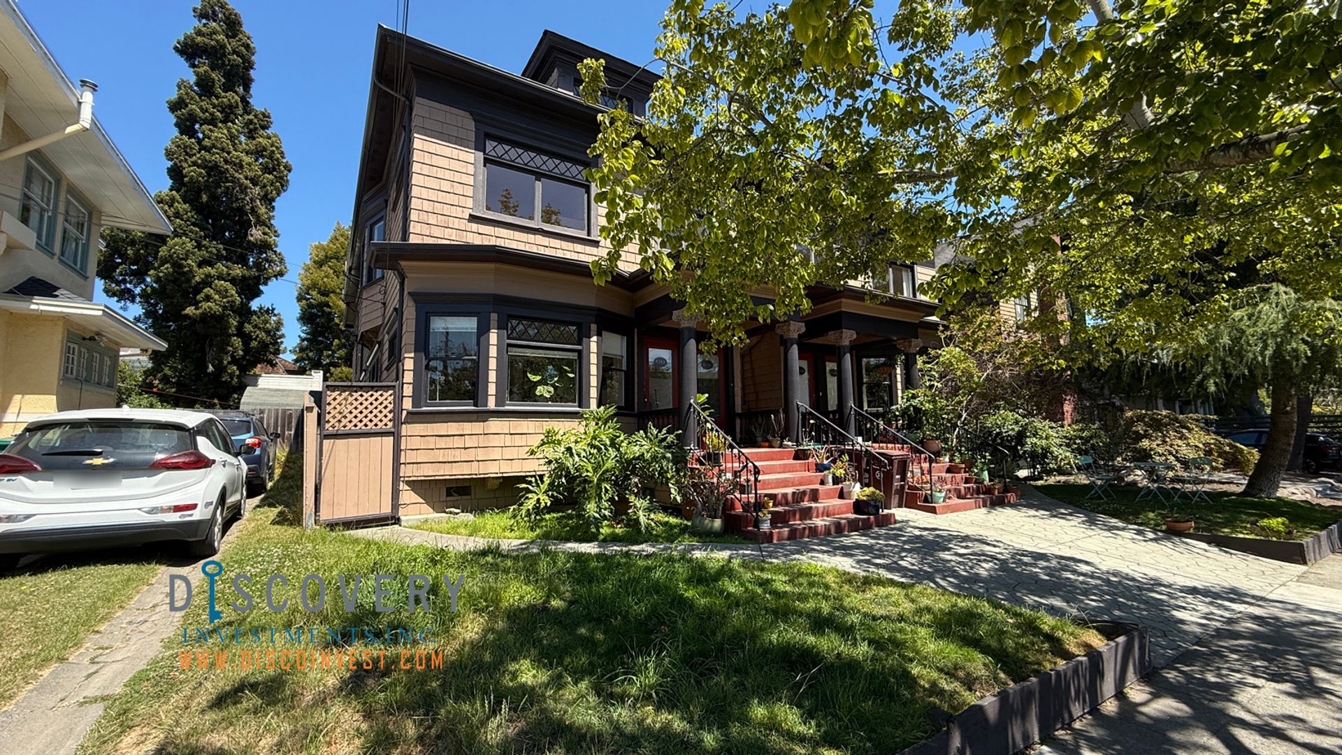 Oakland Apartment: 6446 Colby St.