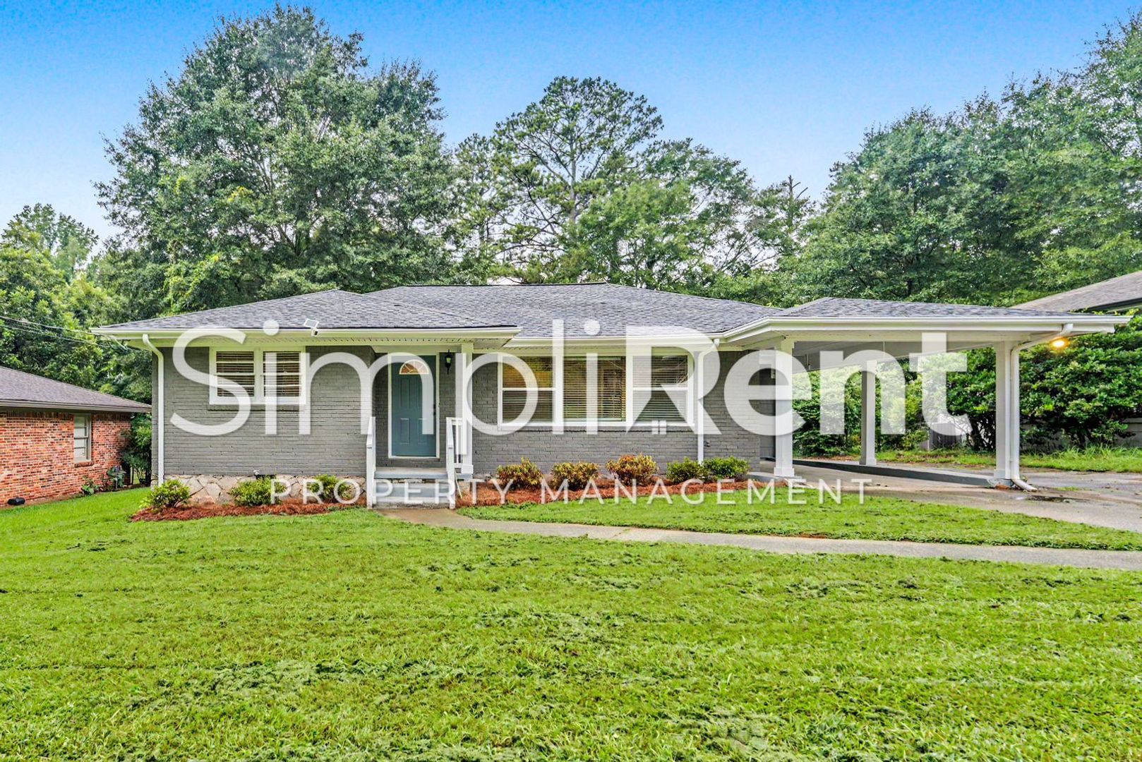 Decatur House: 1727 McKenzie Dr.