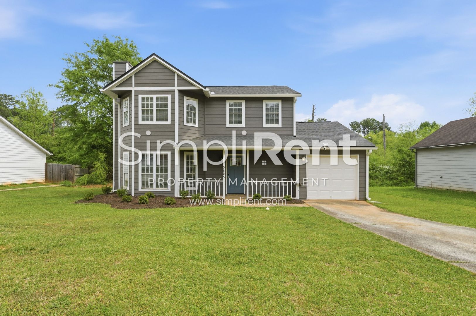 Lithonia House: 5605 La Fleur Trl