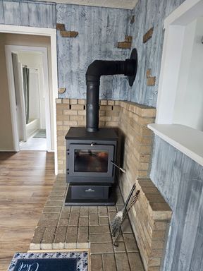 Listing photo thumbnail