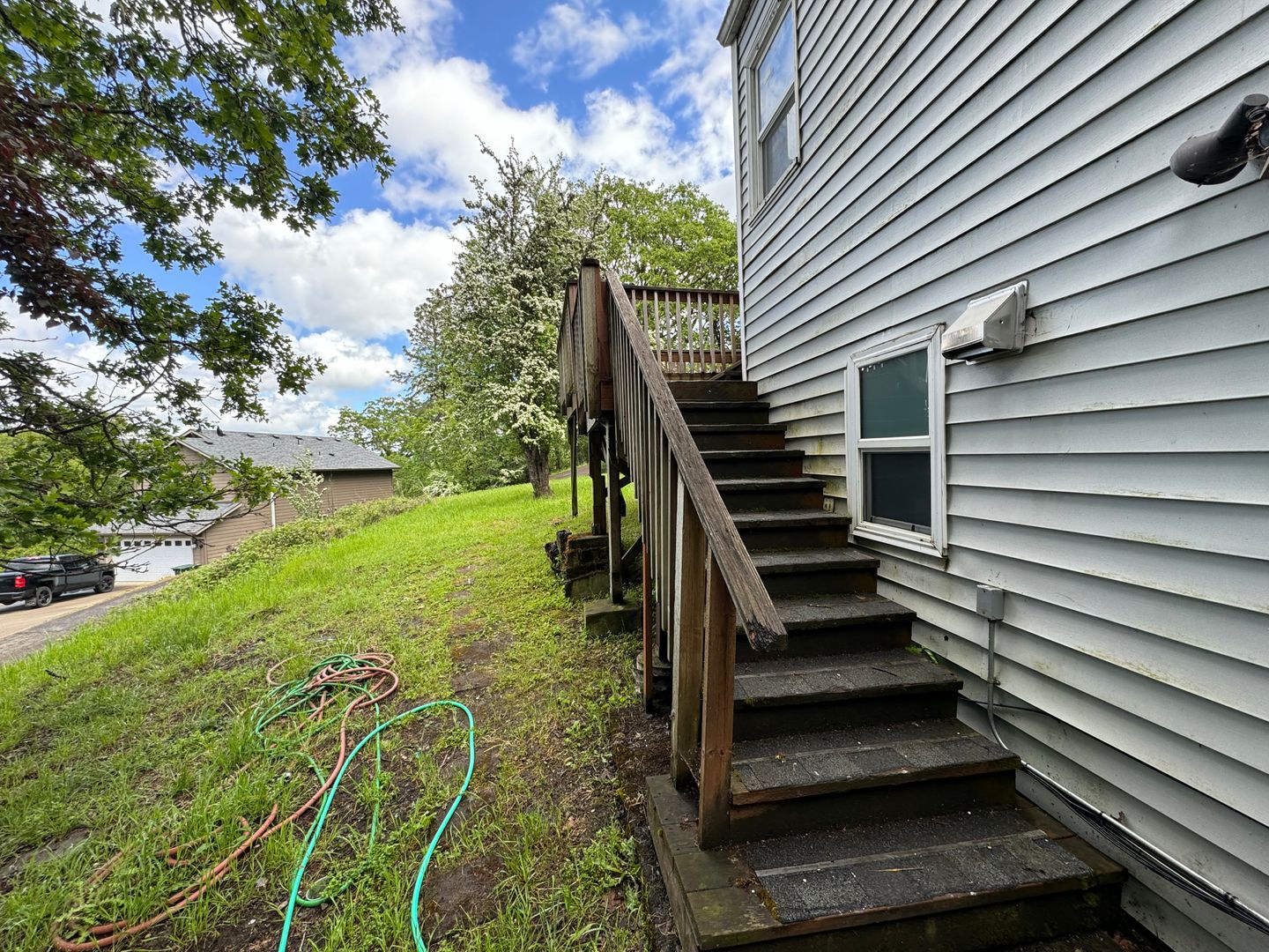 Roseburg Apartment: 453, 455, 457, 459 SE Dos Gatos Court