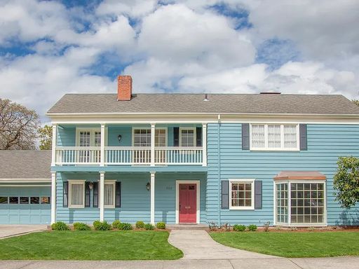 322 W. Chapman, Roseburg, OR 97471