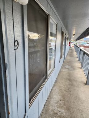 226 Mountain View Ave #9, Myrtle Creek, OR 97457