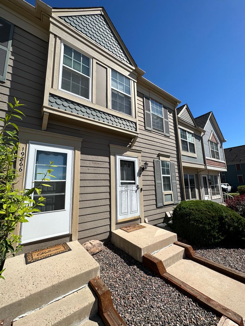 Parker House: 19864 Victorian Way