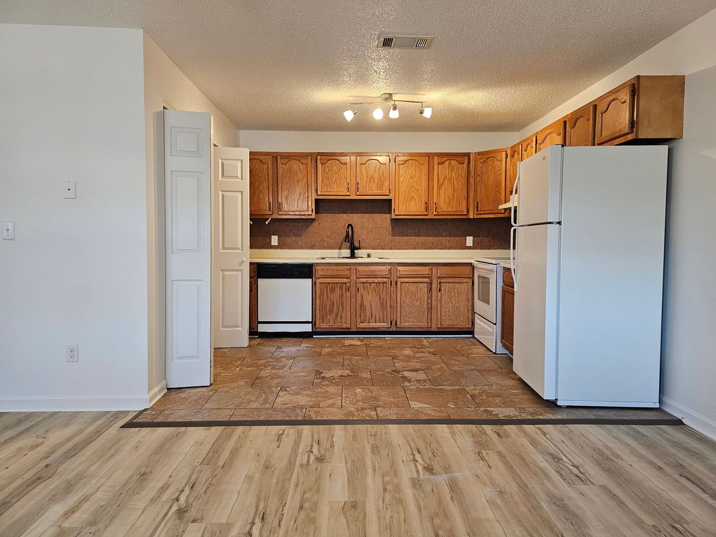 Spacious 4 Bedroom 2 Bath Upstairs 8 of 12