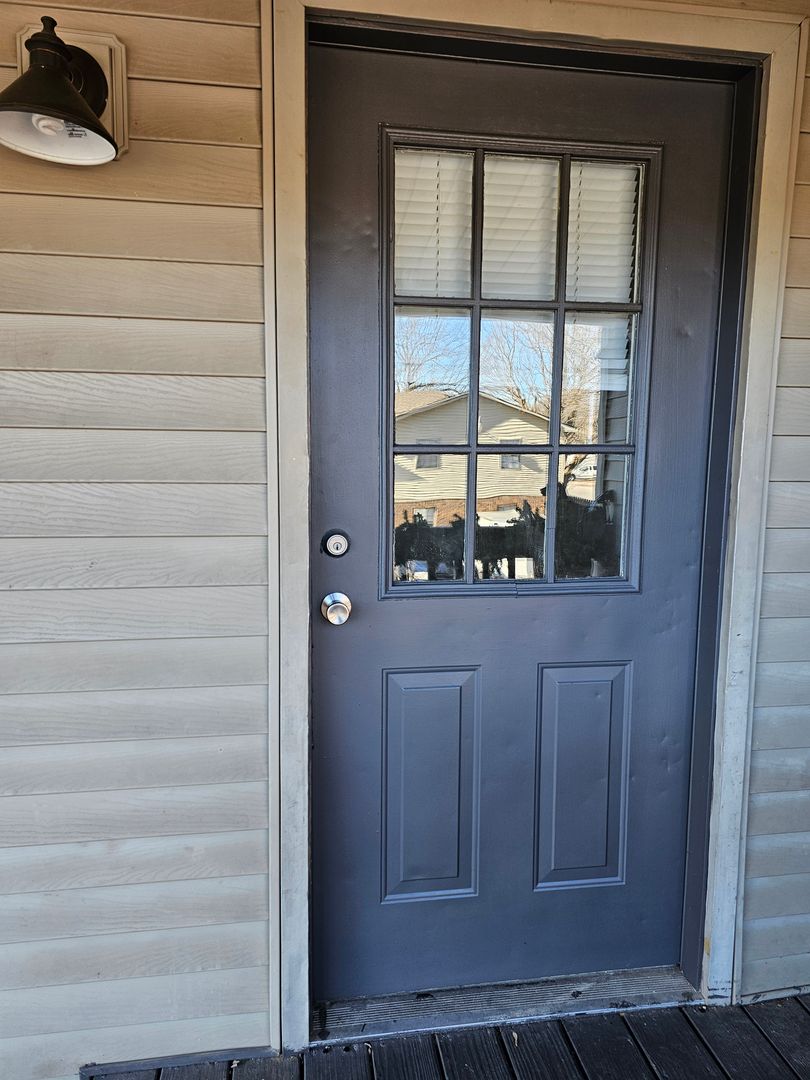 Spacious 4 Bedroom 2 Bath Upstairs 9 of 12