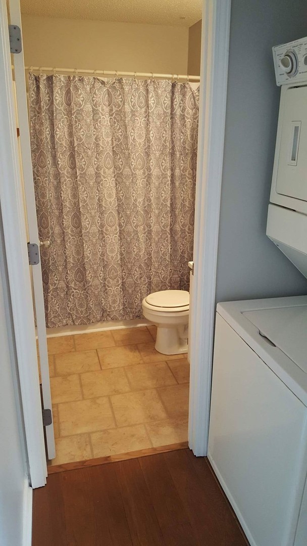 Murray Apartment: 1546-1552 Diuguid Drive