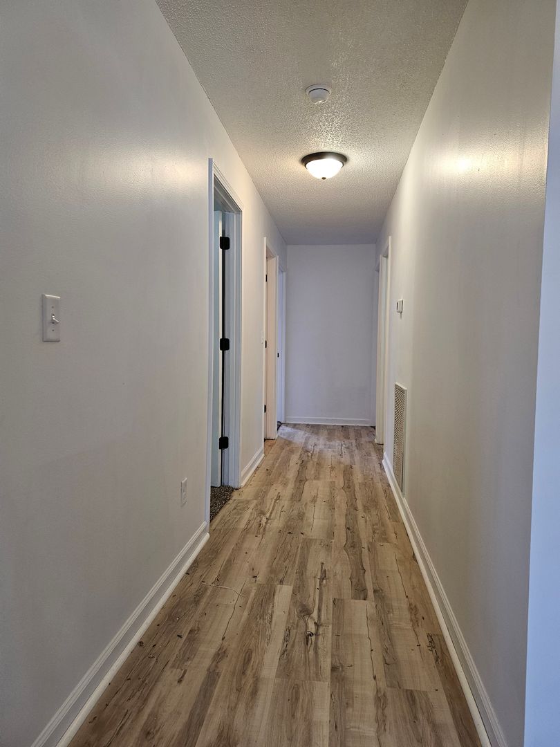Spacious 4 Bedroom 2 Bath Upstairs 5 of 12