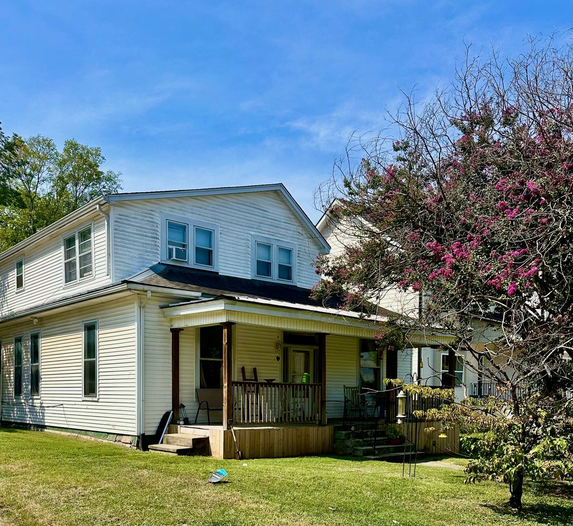 3901b Elkins, Nashville, TN 37209-3719