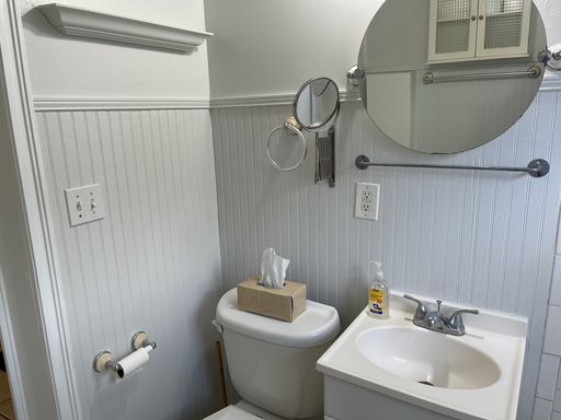 Listing photo thumbnail