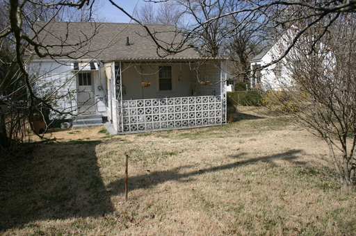 Listing photo thumbnail