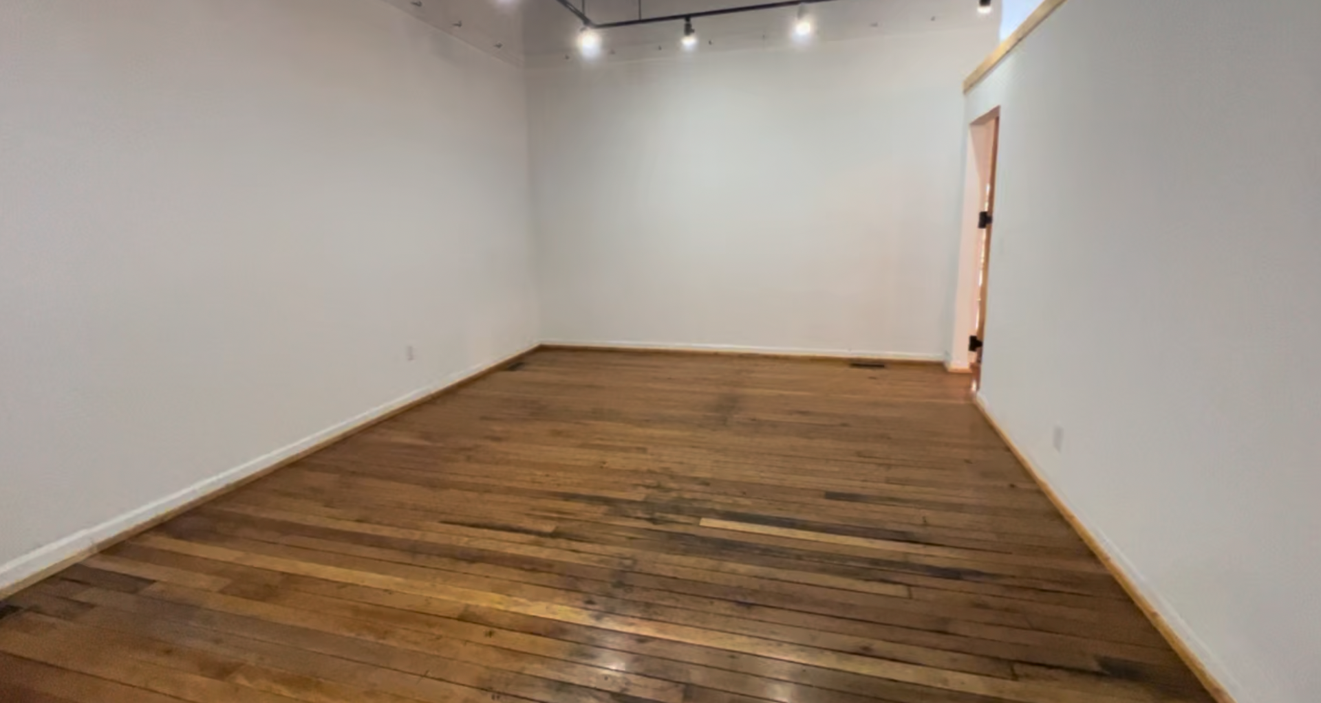 100 Mulberry - Suite 106, DIckson, TN 