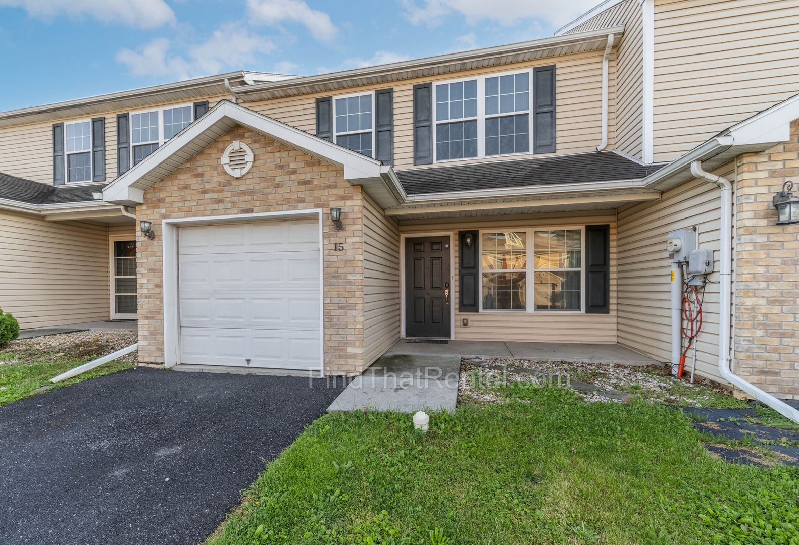 Carlisle Townhome: 15 Parker Spring Ave
