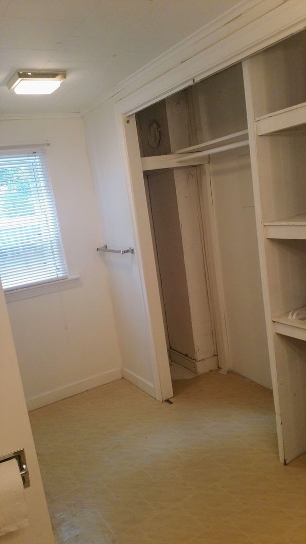 Carlisle Townhome: 136 W Church Ave