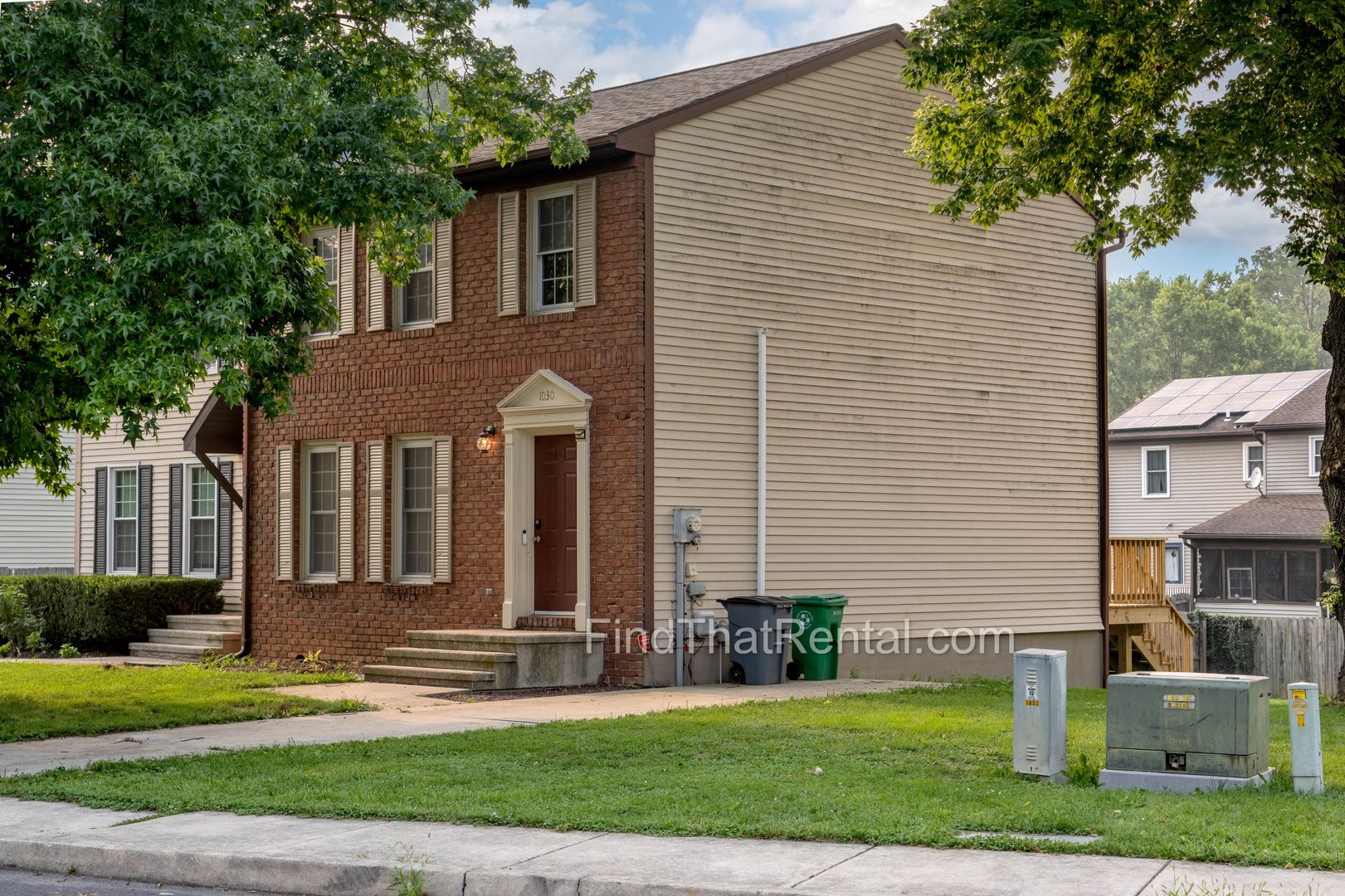 Carlisle Townhome: 1030 Northfield Dr