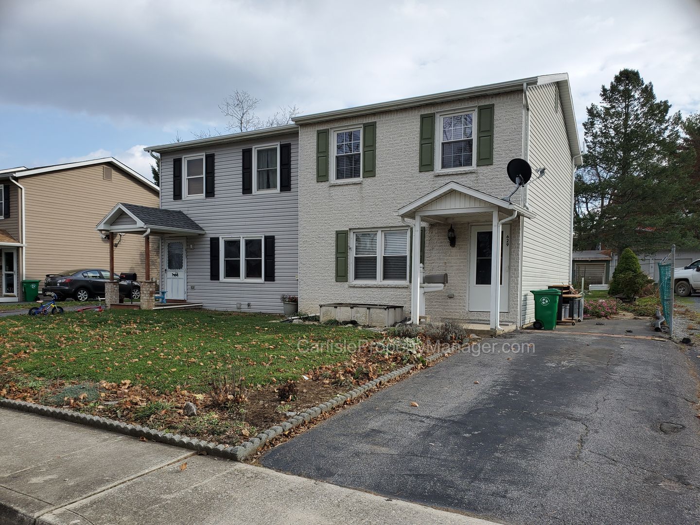Carlisle Townhome: 629 Hamilton St