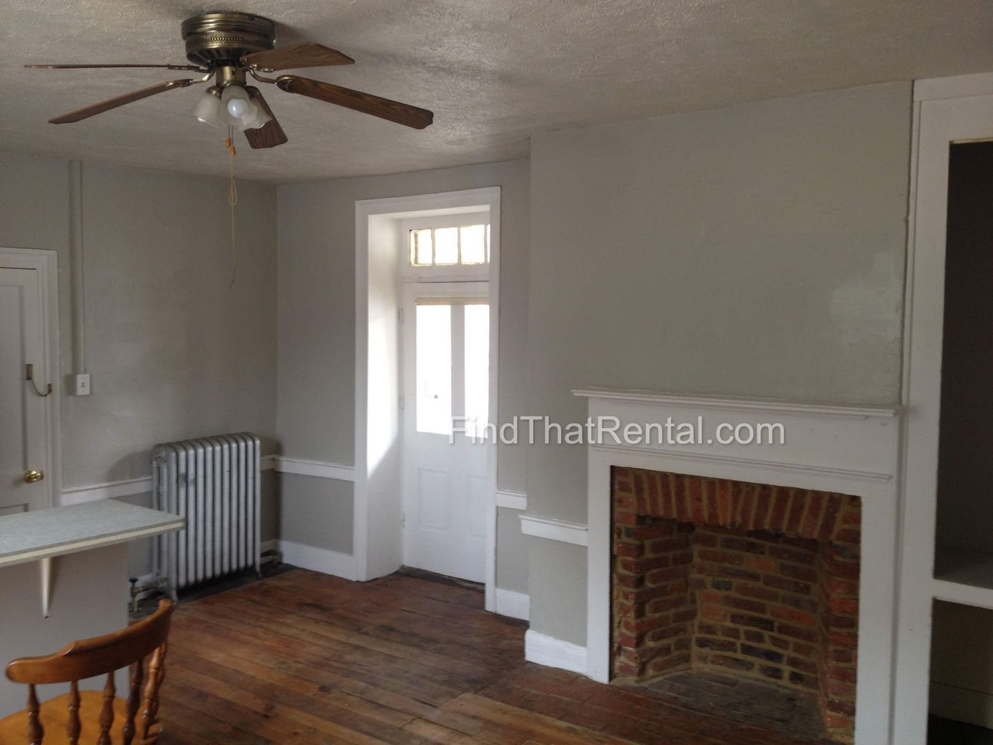 Carlisle Apartment: 102 N Bedford St