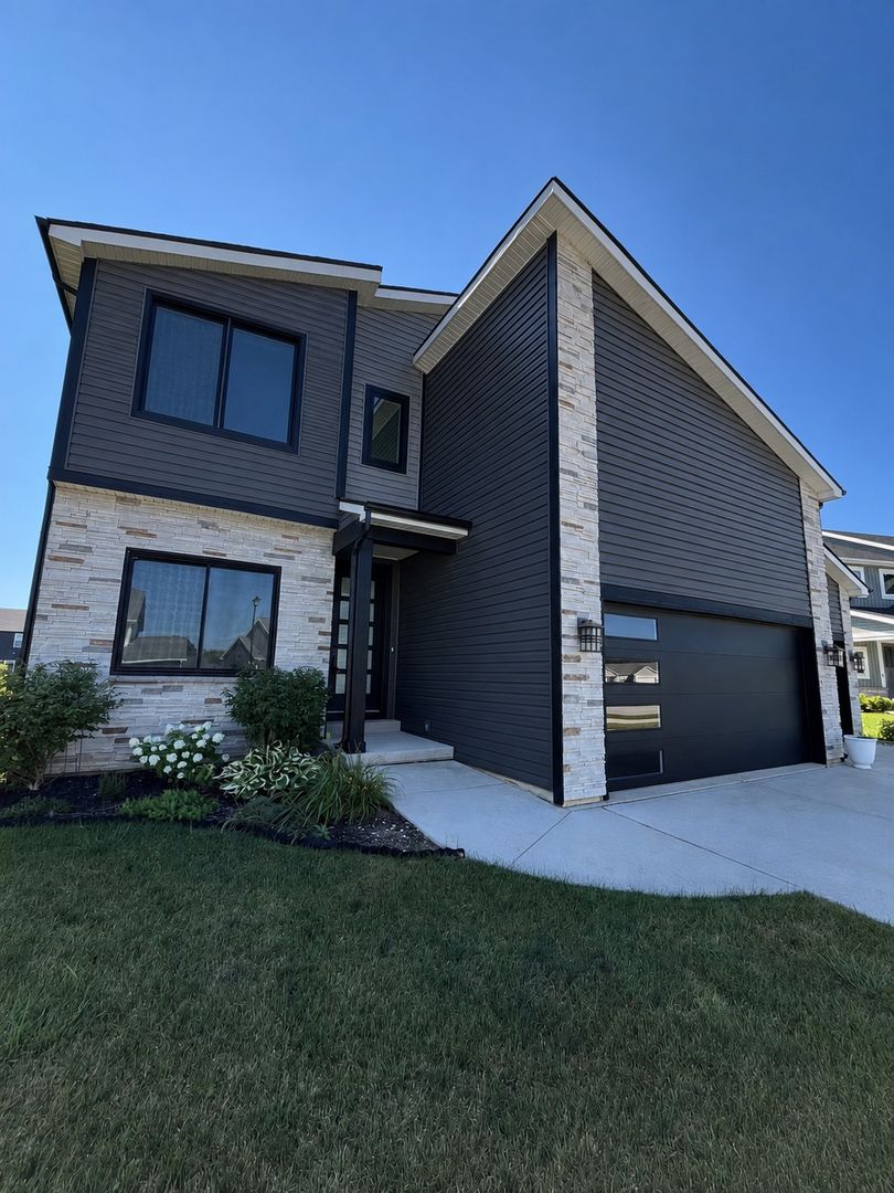 West Lafayette House: 5335 Daffodil Dr