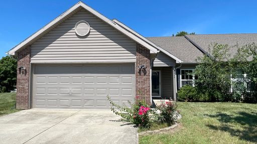 LAWN CARE/SNOW REMOVAL INCLUDED – photo 1