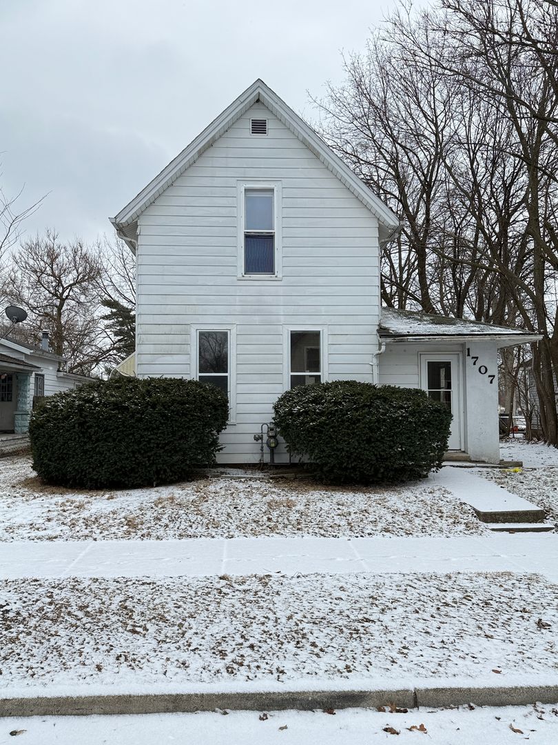 Lafayette House: 1707 Meharry St