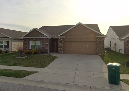 Beautifully Designed 3BR Home in Lafayette – High Ceilings & Outdoor Charm – photo 1