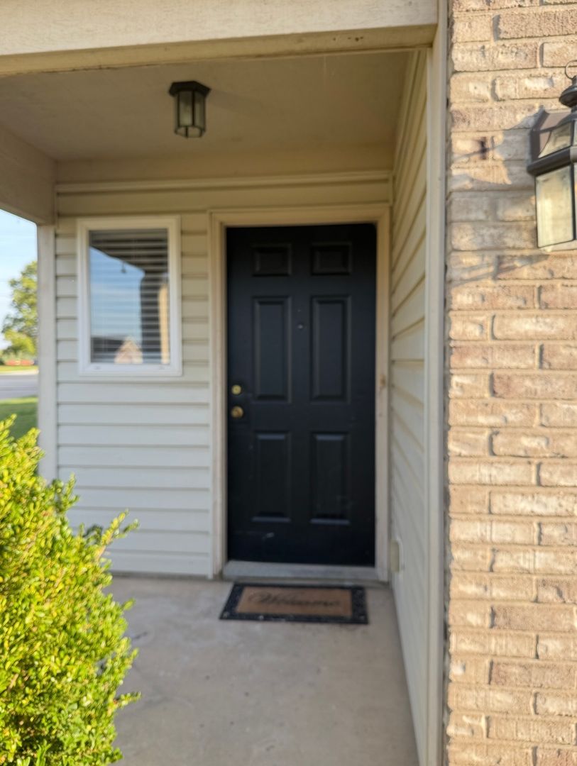 West Lafayette Multiplex: 3436 Edison Dr