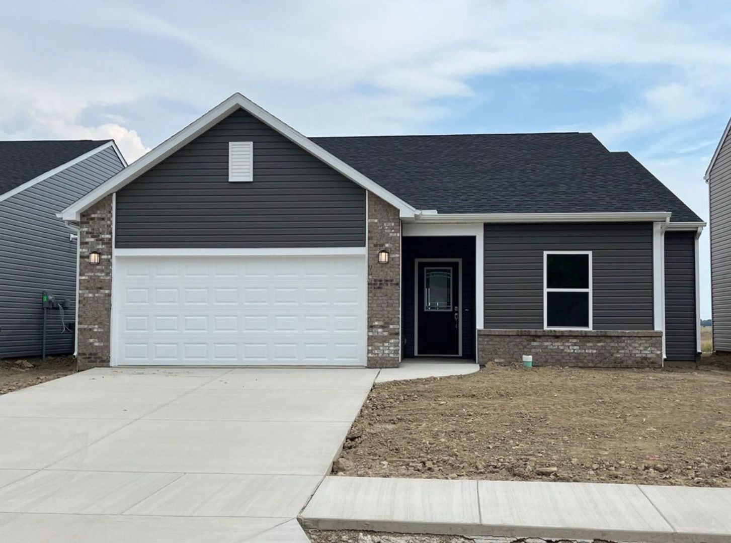 Lafayette House: 6441 Wallingford Dr