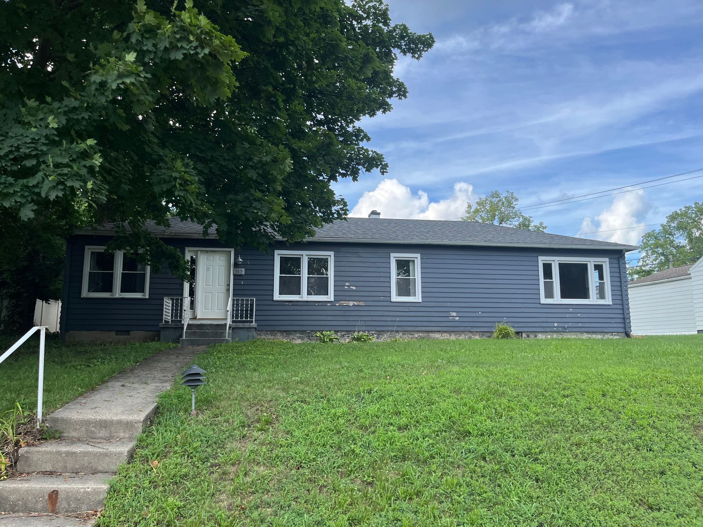 West Lafayette House: 312 Highland Dr